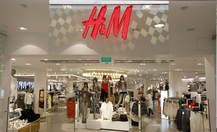 H & M Hennes & Mauritz AB (H&M)